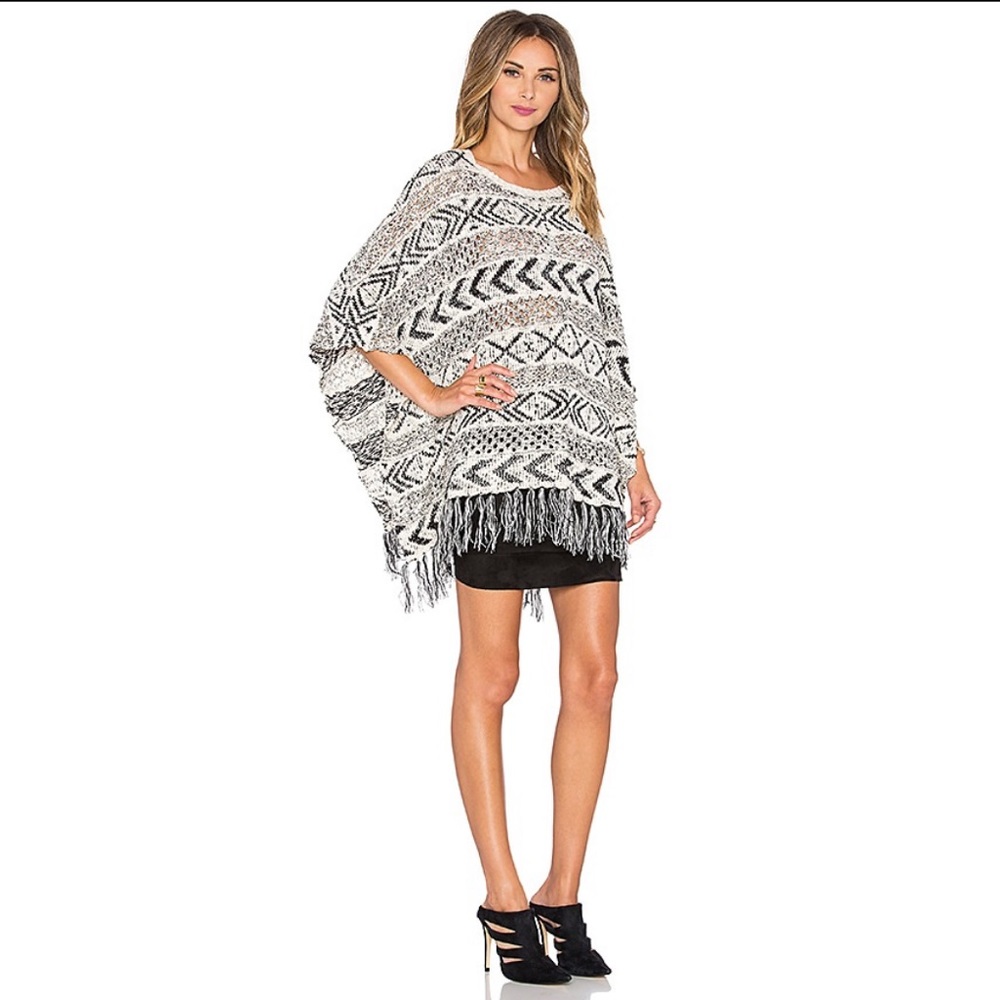 BB Dakota Campbell Chunky Knit Poncho One Size NWT